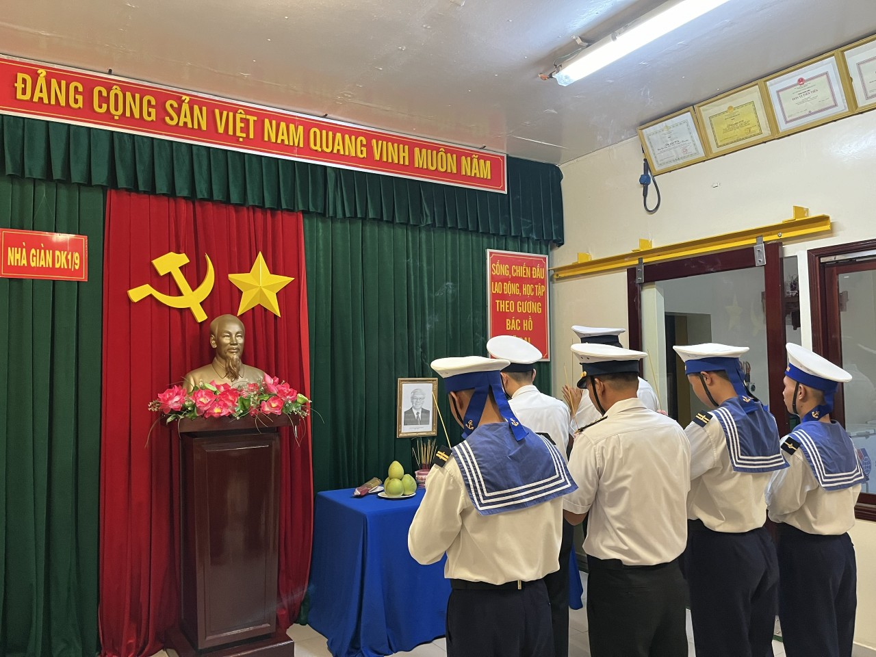 Tóm tắt tiểu sử Tổng Bí thư Nguyễn Phú Trọng - ảnh 1