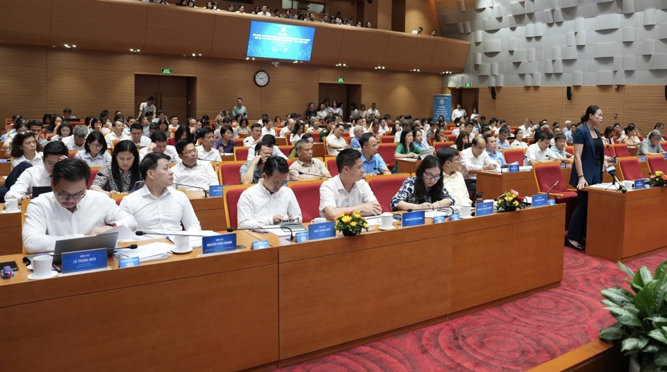 Lãnh đạo TP Hà Nội mong muốn được lắng nghe và hiểu rõ hơn về những khó khăn mà các doanh nghiệp đang đối mặt - ảnh 2