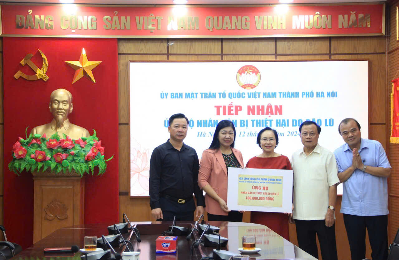 Quỹ cứu trợ TP Hà Nội tiếp nhận gần 45 tỷ đồng ủng hộ nhân dân các tỉnh bị thiệt hại do bão số 3 - ảnh 1