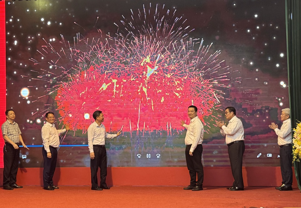 Đẩy mạnh phát triển