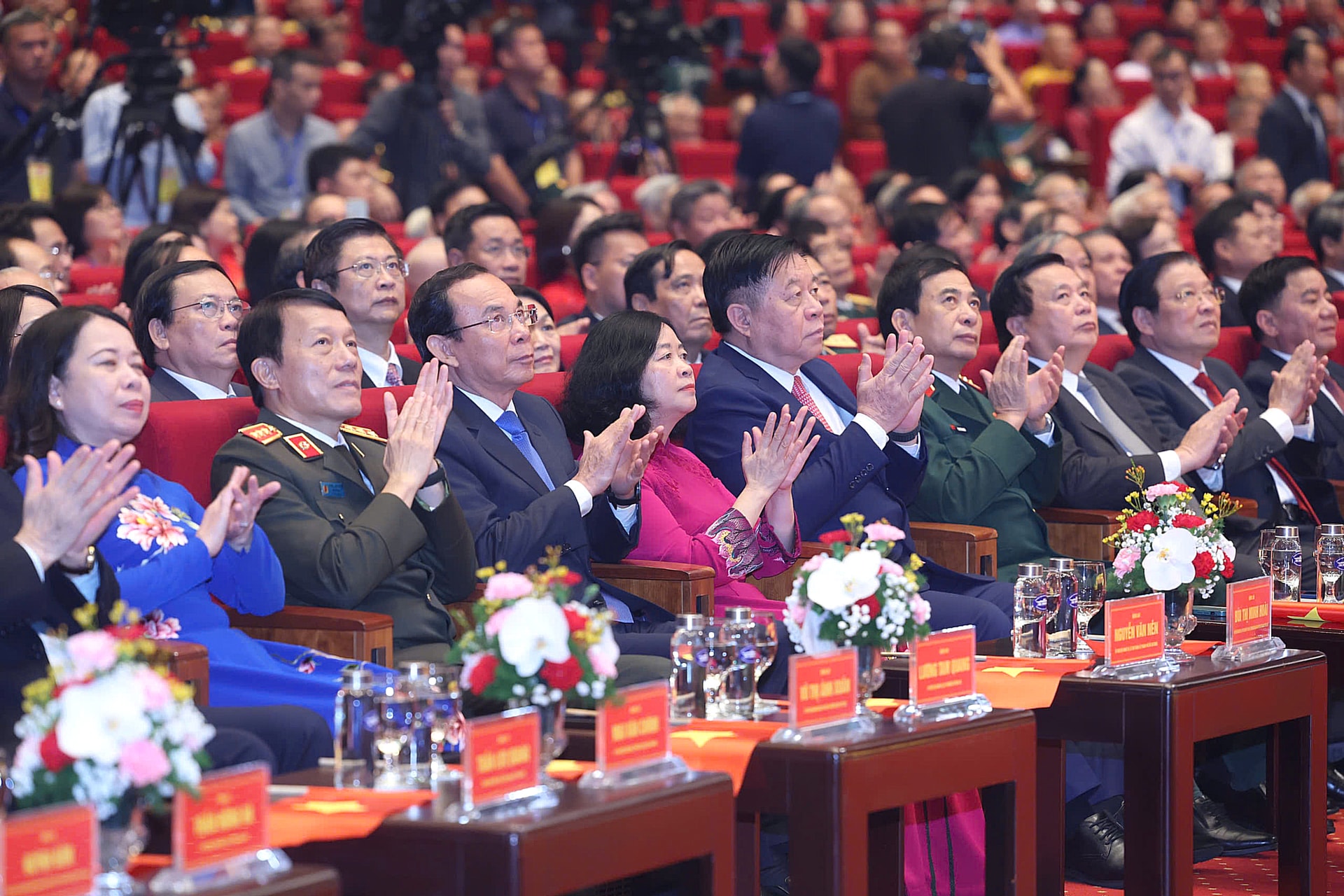 Thế hệ trẻ tự hào tiếp nối truyền thống, cống hiến xây dựng Thủ đô giàu đẹp - ảnh 2
