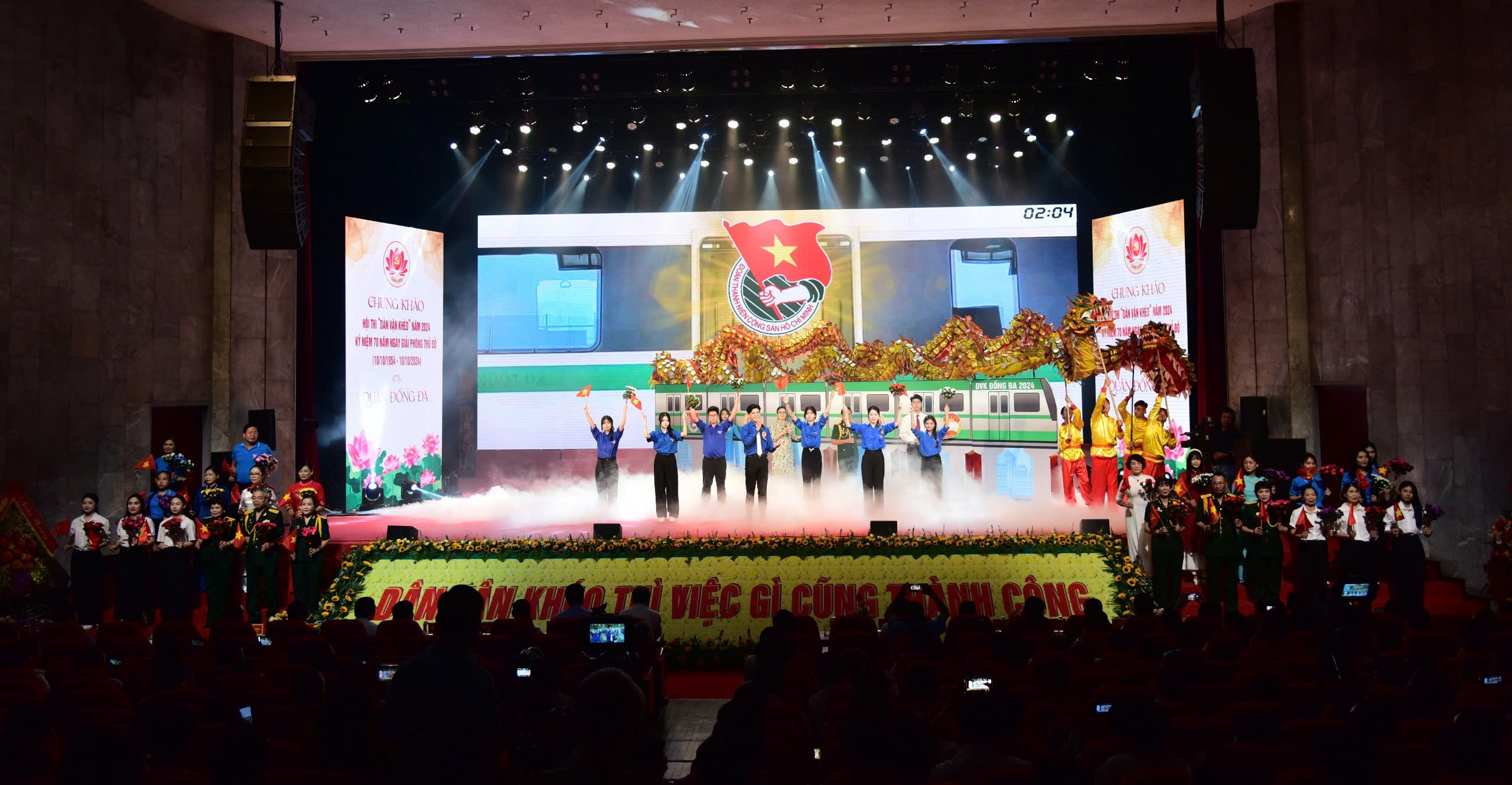 Khuyến khích tinh thần nhiệt tình và sự sáng tạo của đội ngũ cán bộ làm công tác dân vận của Đảng bộ Thủ đô - ảnh 6