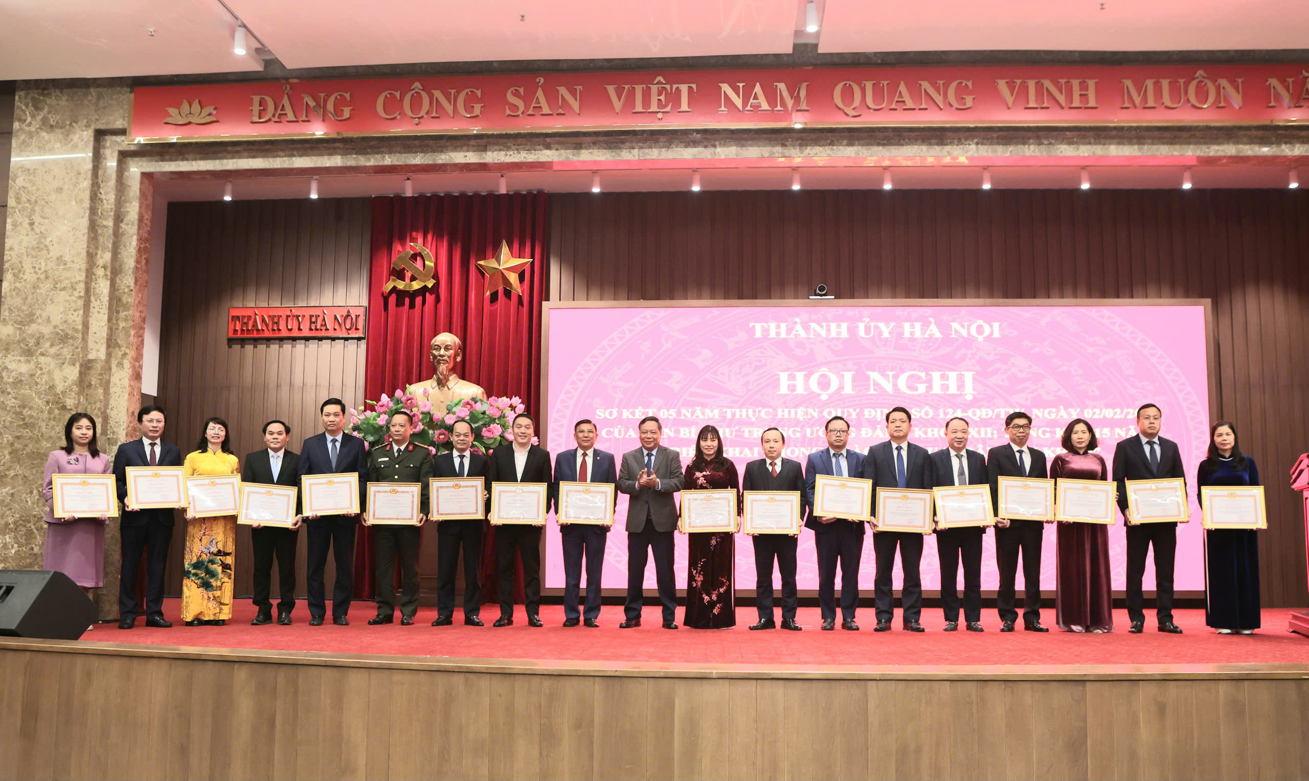 Các địa phương, đơn vị cần nhận thức sâu sắc hơn nữa về vai trò, nhiệm vụ của công tác dân vận - ảnh 1