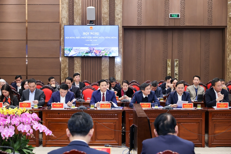 Thủ tướng chủ trì Hội nghị Hội đồng vùng Đồng bằng sông Hồng và công bố Quy hoạch Hà Nội - ảnh 1