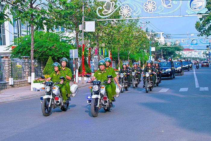 28 tập thể, 2 cá nhân được tặng Bằng khen có thành tích “Toàn dân bảo vệ an ninh Tổ quốc” năm 2024 - ảnh 1