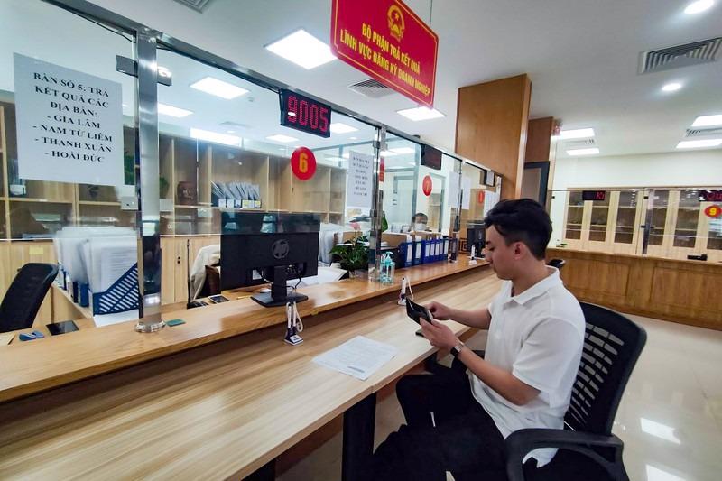 Triển khai thí điểm tính năng lấy số thứ tự trực tuyến tại Trung tâm Phục vụ hành chính công thành phố Hà Nội - ảnh 1