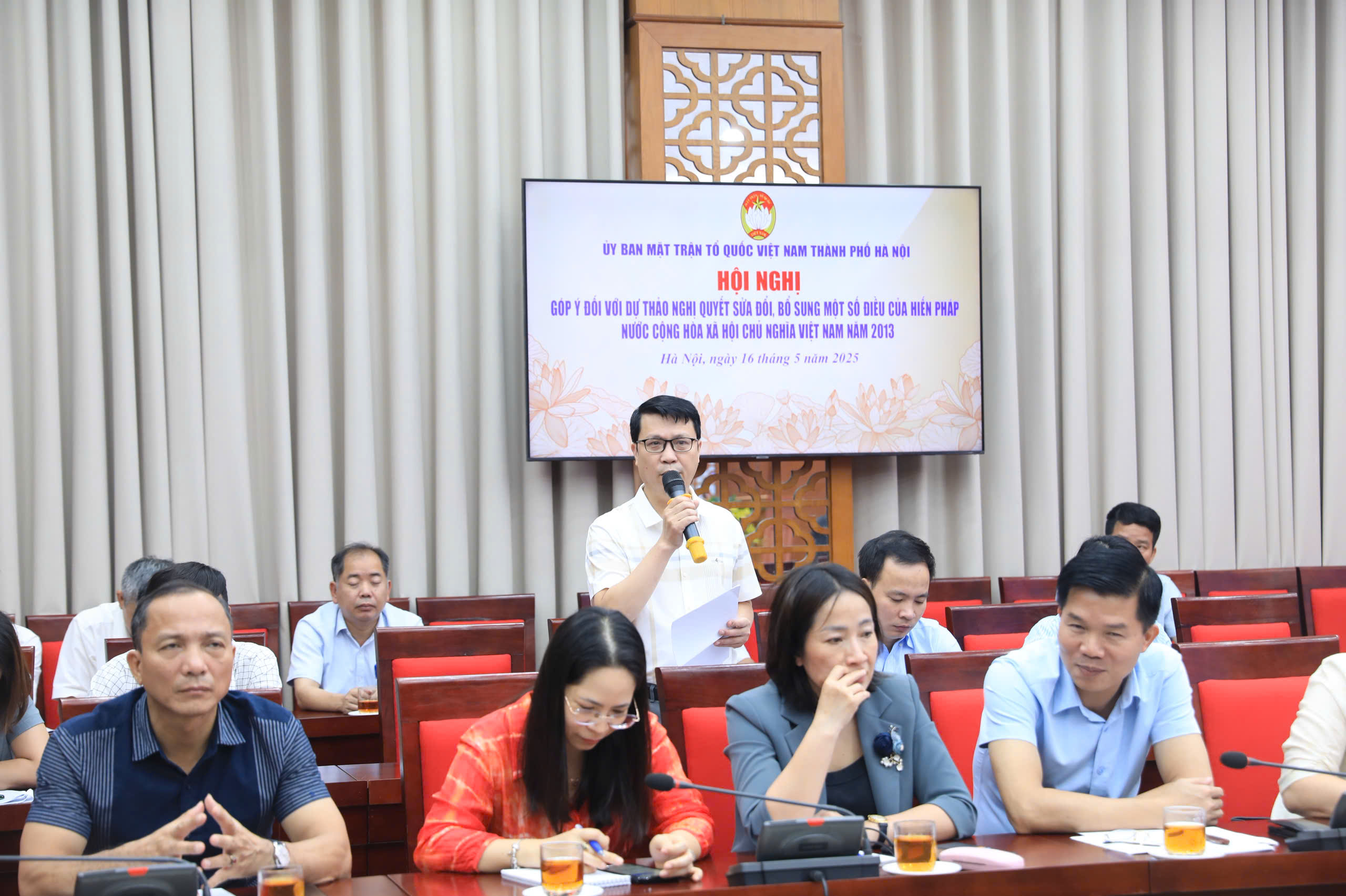 Việc sửa đổi Hiến pháp 2013 để tạo hành lang pháp lý là cần thiết và phù hợp - ảnh 2