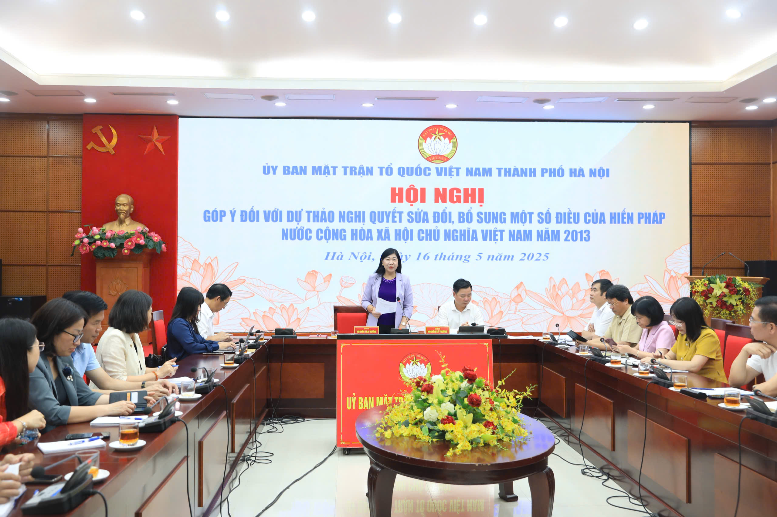 Việc sửa đổi Hiến pháp 2013 để tạo hành lang pháp lý là cần thiết và phù hợp - ảnh 1