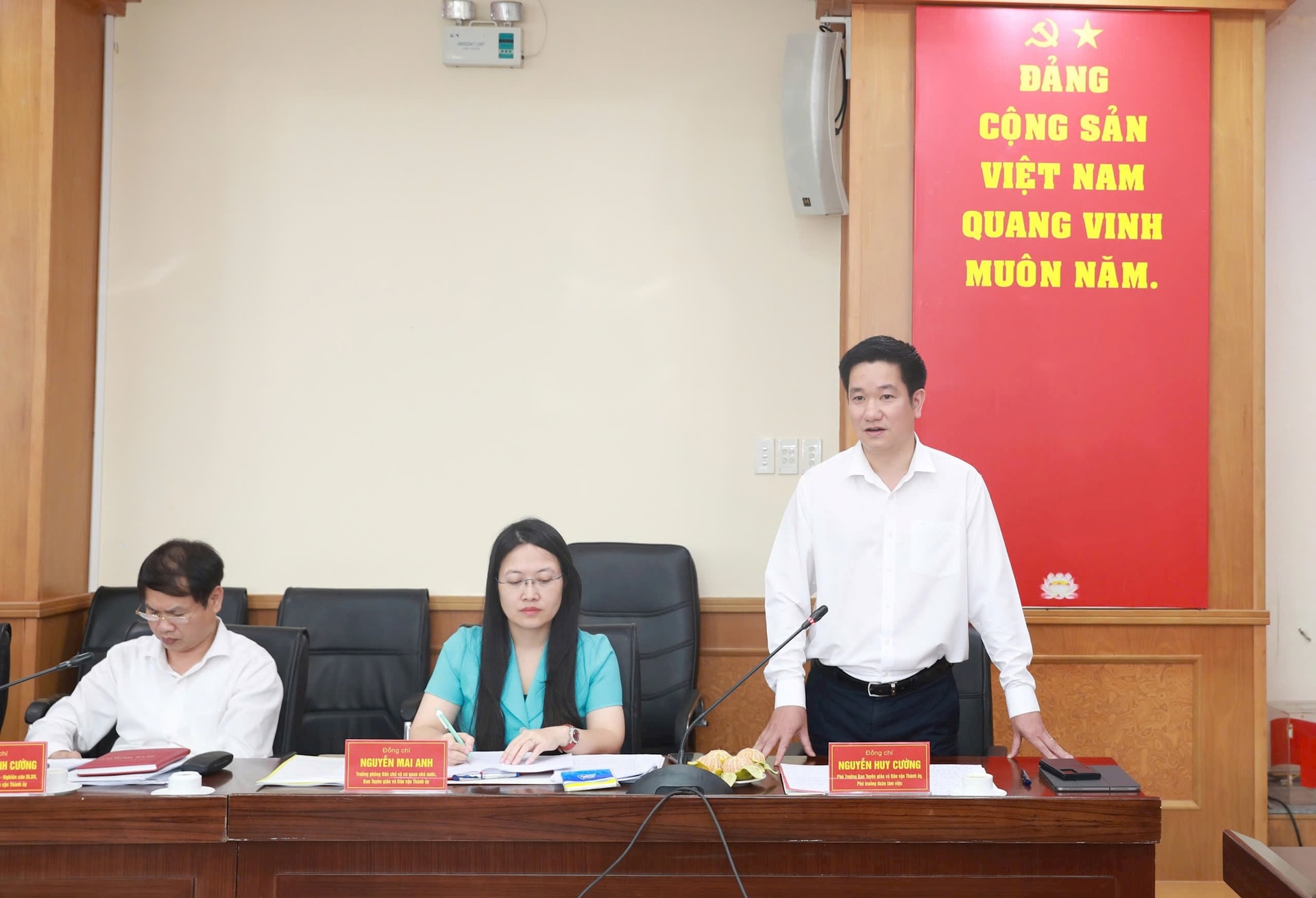 Tham mưu kịp thời các giải pháp tháo gỡ khó khăn trong quá trình triển khai giải phóng mặt bằng các dự án trọng điểm - ảnh 2