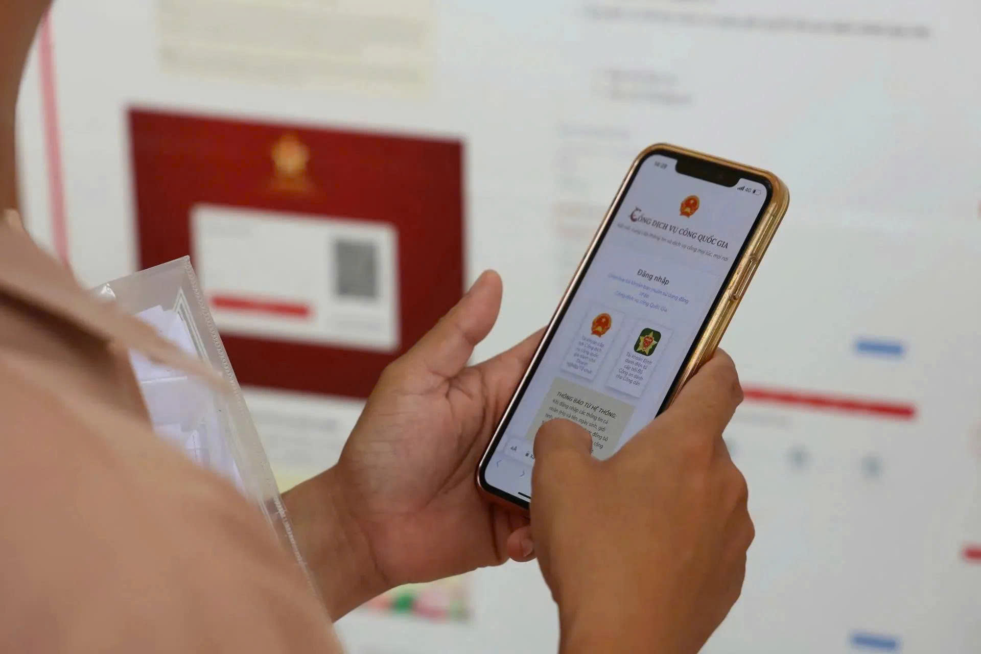 Đã có hơn 17 triệu người dân tham gia góp ý Dự thảo Nghị quyết sửa đổi, bổ sung Hiến pháp 2013 - ảnh 1