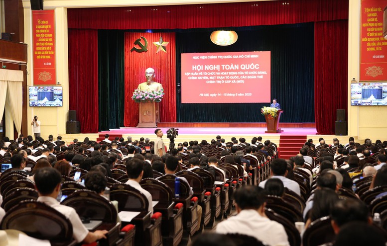 Hơn 1,5 triệu đại biểu dự hội nghị tập huấn toàn quốc vận hành hệ thống chính trị cấp xã mới - ảnh 1