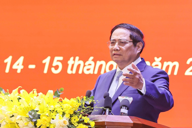 Điều quan trọng nhất trong cuộc cách mạng về bộ máy là chuyển đổi trạng thái sang kiến tạo, chủ động phục vụ người dân - ảnh 2