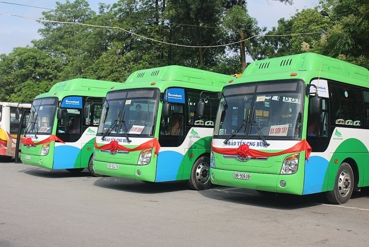 Hà Nội lập tổ công tác tham mưu chuyển đổi phương tiện giao thông xanh - ảnh 1