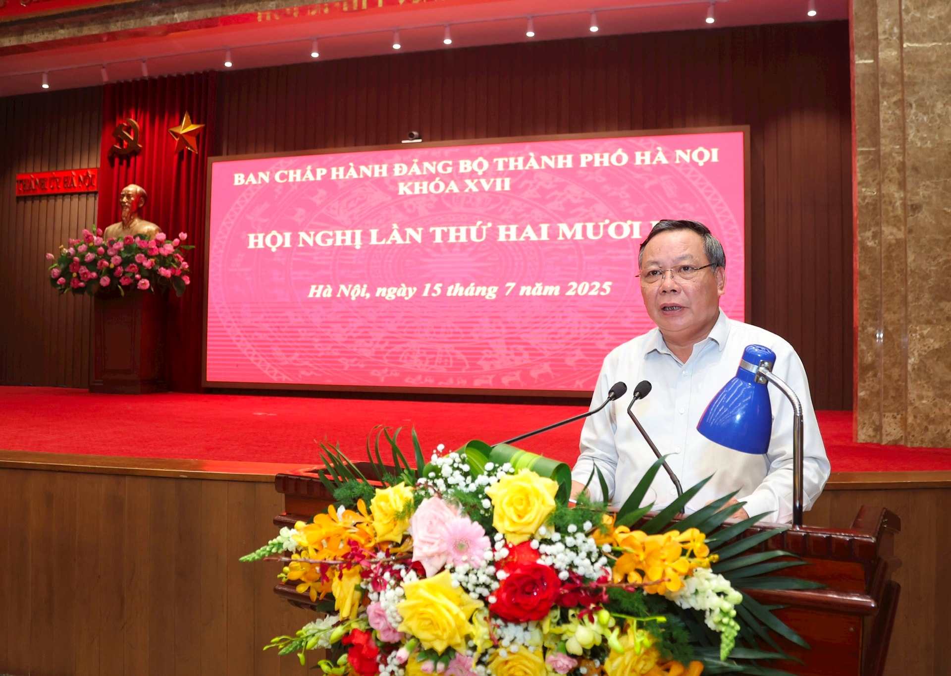 Khai mạc Hội nghị lần thứ 23 Ban chấp hành Đảng bộ thành phố Hà Nội - ảnh 2