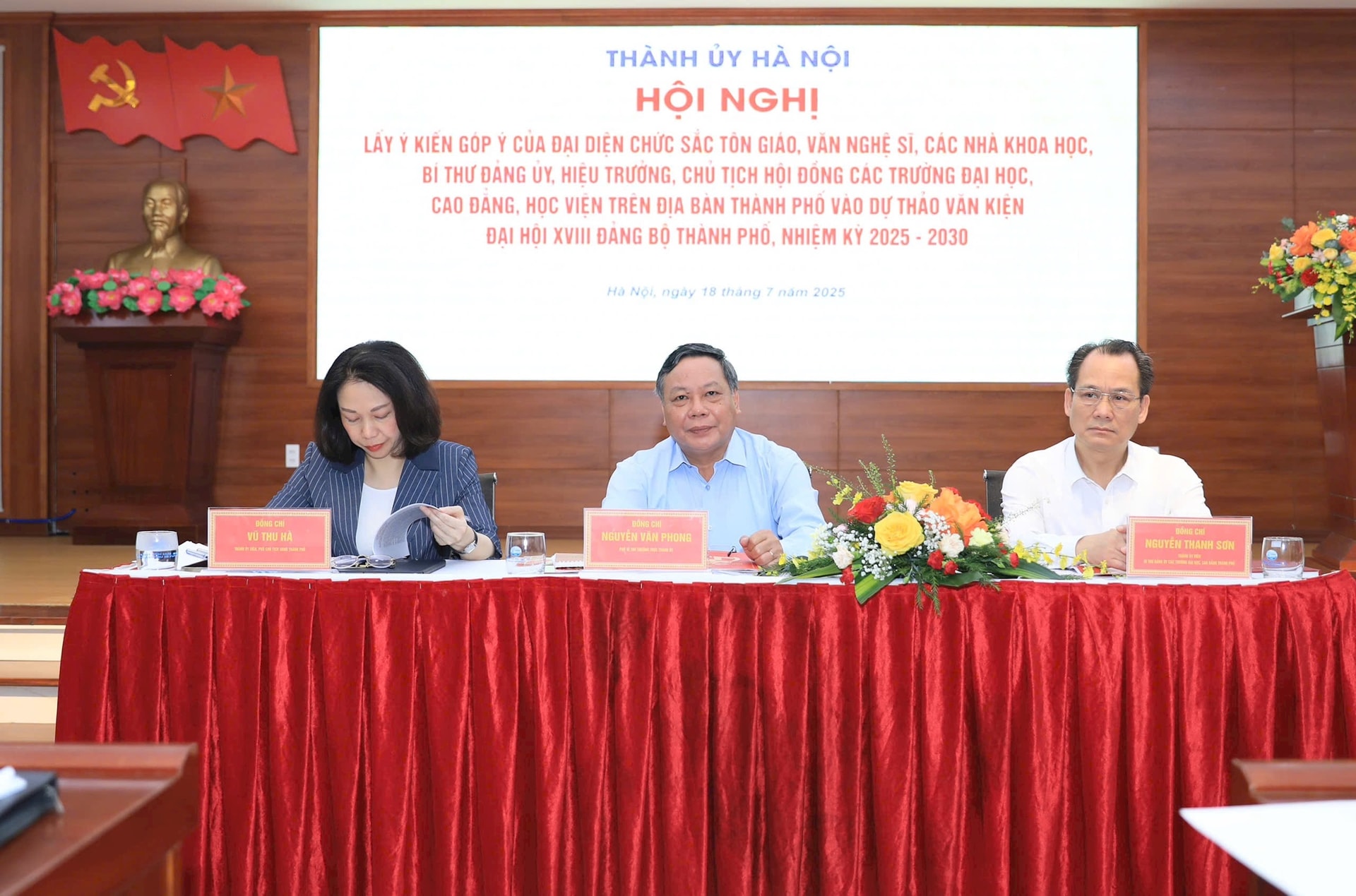 Hà Nội xác định Văn kiện Đại hội phải đáp ứng được yêu cầu, các nhiệm vụ, chỉ tiêu và giải pháp sát thực tiễn - ảnh 2