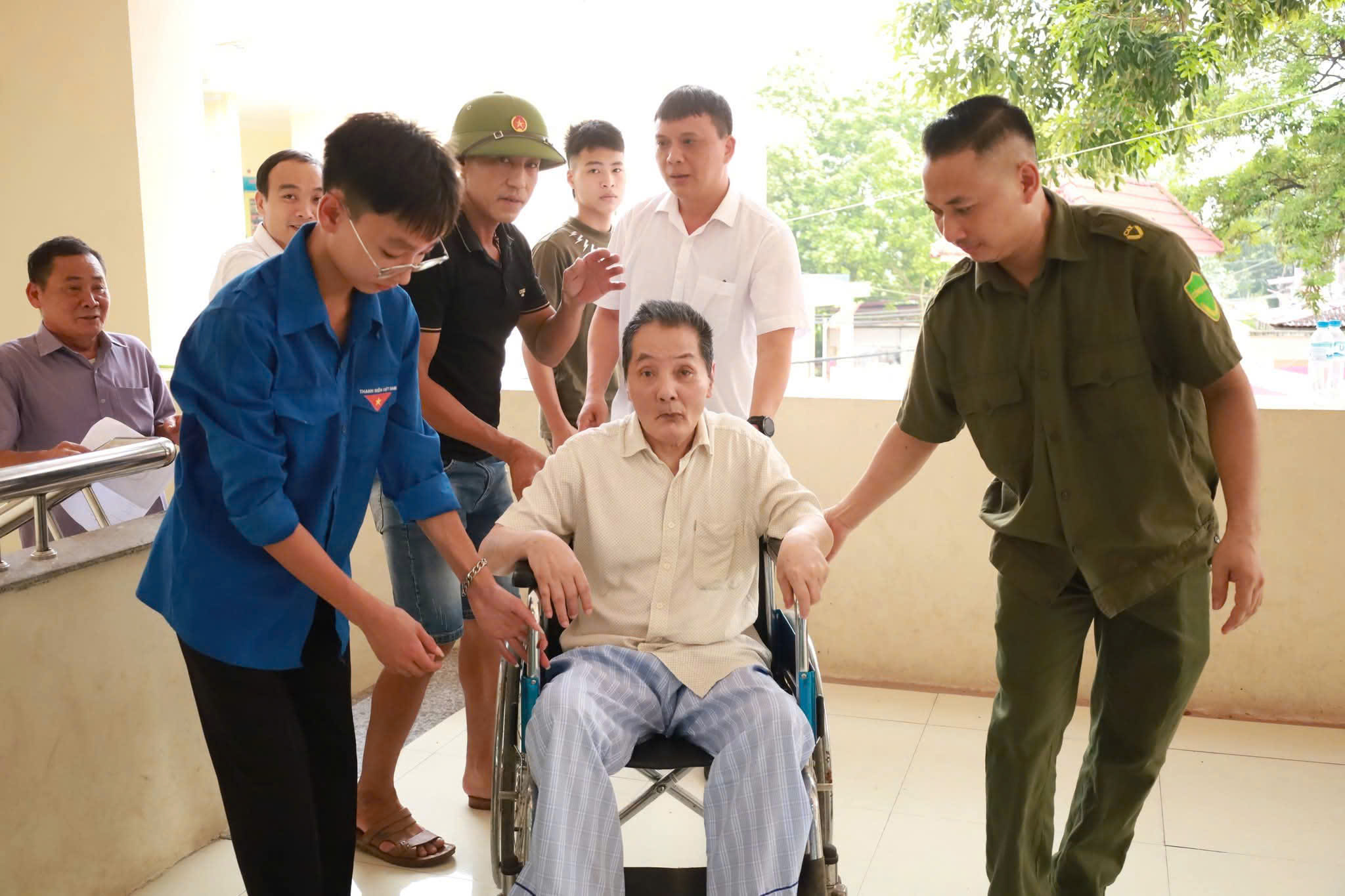 Xã Minh Châu: 1200 người dân trên 60 tuổi được khám sức khỏe và thiết lập Hồ sơ sức khỏe điện tử - ảnh 1
