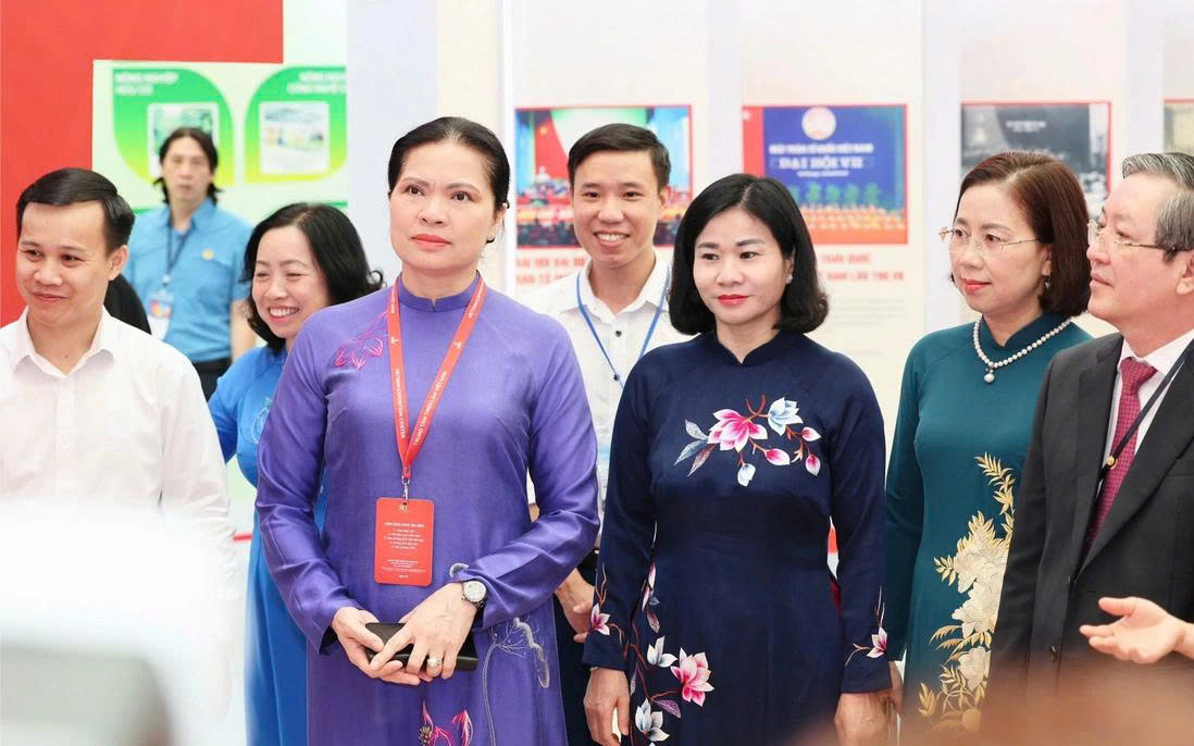 Không gian Triển lãm của Hội LHPN Việt Nam tái hiện hành trình, mốc son chói lọi của phụ nữ Việt Nam - ảnh 1