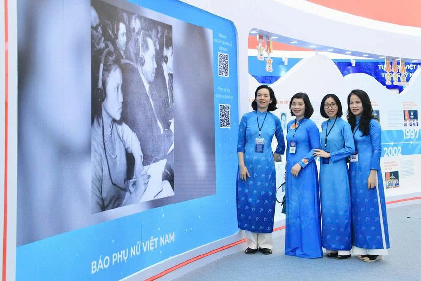 Không gian Triển lãm của Hội LHPN Việt Nam tái hiện hành trình, mốc son chói lọi của phụ nữ Việt Nam - ảnh 6