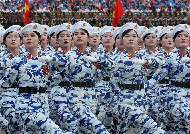 Ấn tượng với các khối nữ diễu binh, diễu hành trong đại lễ của dân tộc - ảnh 4