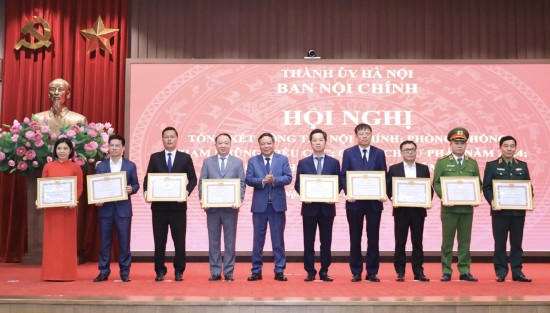 Tăng cường phổ biến, quán triệt chủ trương, đường lối của Đảng về phòng, chống tham nhũng, lãng phí, tiêu cực - ảnh 1