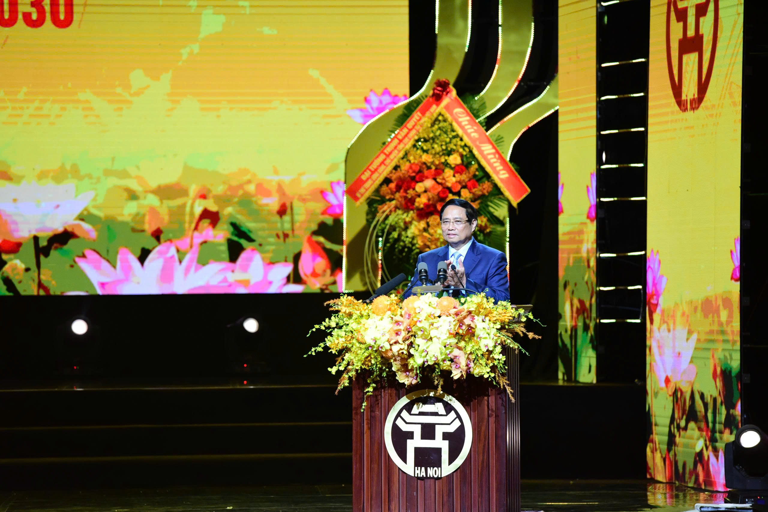 Các phong trào thi đua của Thủ đô trong giai đoạn mới tập trung thực hiện “5 trọng tâm - 3 không - 1 mục tiêu xuyên suốt” - ảnh 4