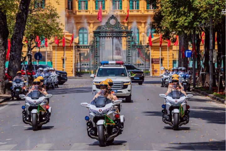 Hà Nội cấm, hạn chế phương tiện một số tuyến đường trong 3 ngày phục vụ Đại hội Đại biểu Đảng bộ thành phố - ảnh 1
