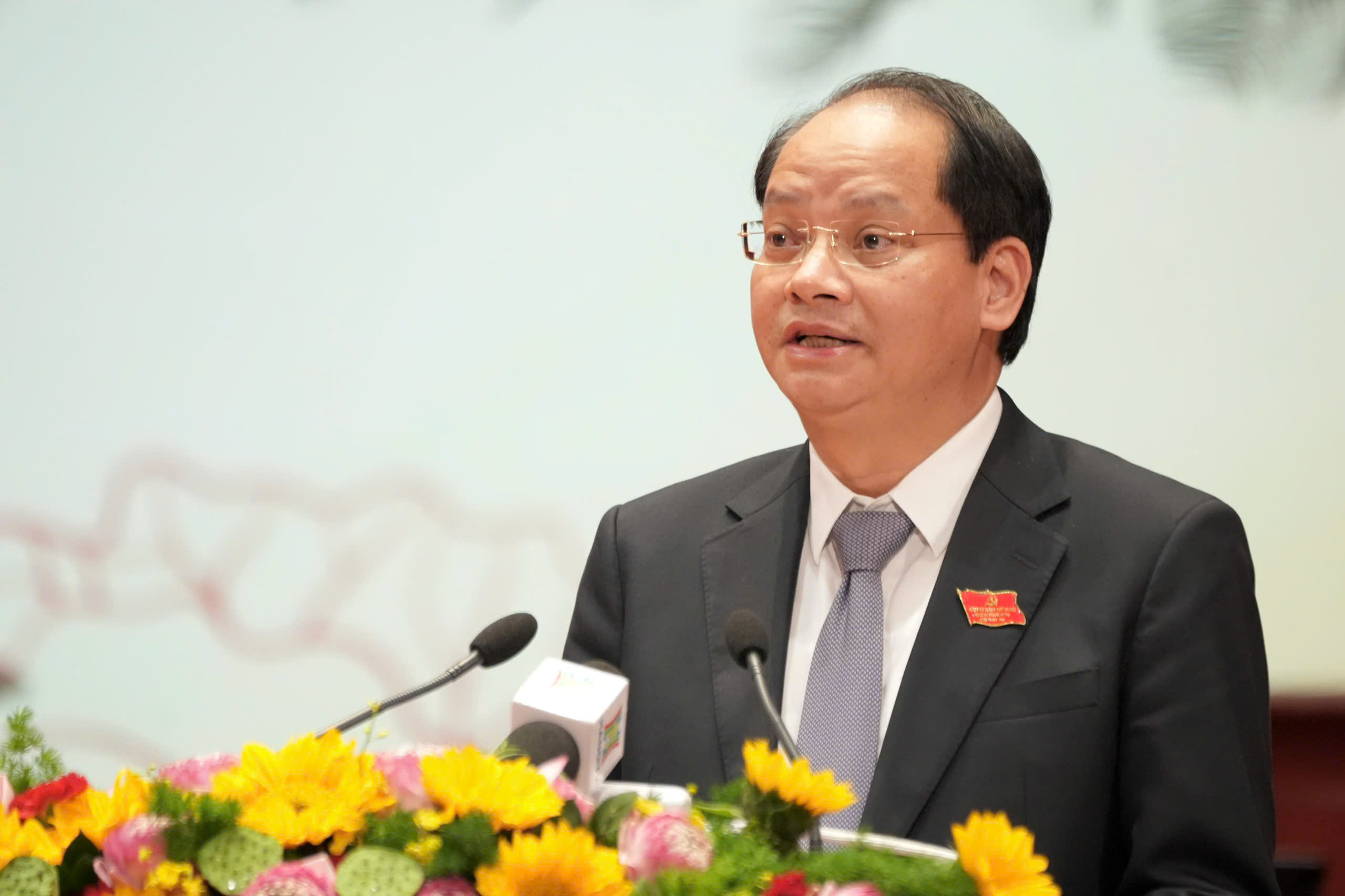 Hàng nghìn lượt ý kiến đã đóng góp tâm huyết, trí tuệ vào Dự thảo Báo cáo chính trị trình Đại hội XVIII Đảng bộ thành phố - ảnh 1