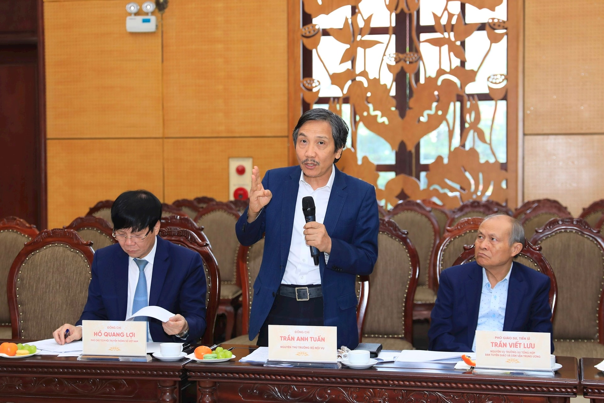 Đại hội XIV mang dấu ấn lịch sử đặc biệt, vì không chỉ kết thúc một nhiệm kỳ mà còn đánh giá 40 năm đổi mới   - ảnh 1