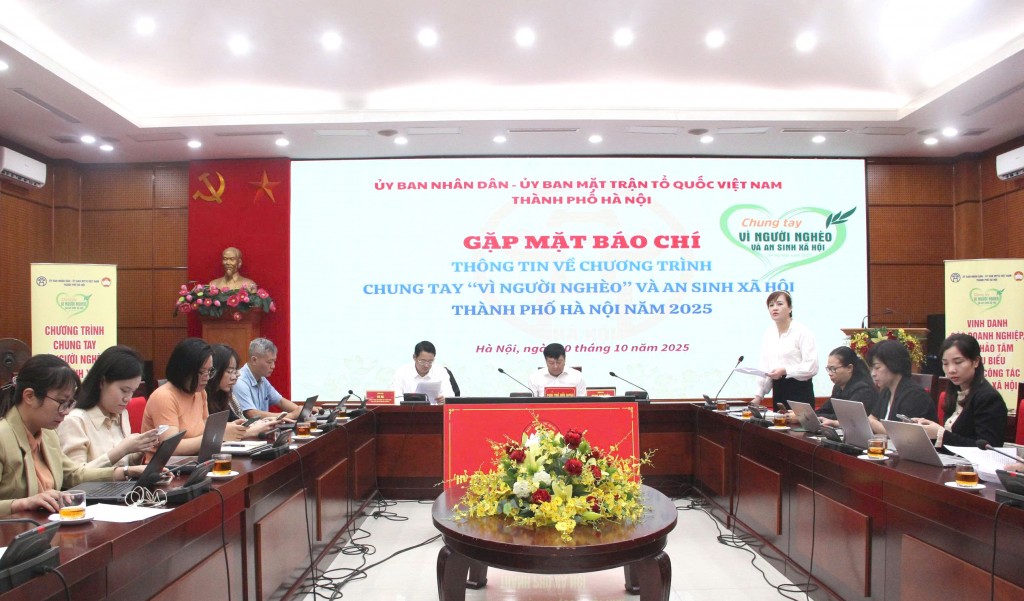 Quỹ “Vì người nghèo” các cấp thành phố Hà Nội đã chi hỗ trợ xây dựng 1.034 nhà cho hộ nghèo, cận nghèo - ảnh 1