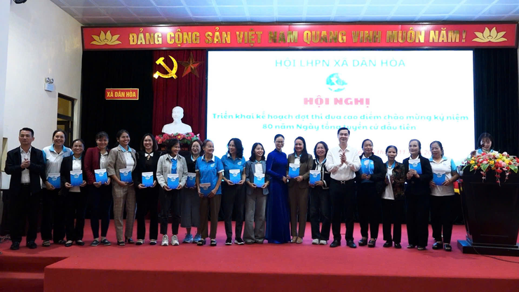 Hội LHPN xã Dân Hòa và Cụm Viettel Thanh Oai ký kết hợp tác về chuyển đổi số, giới thiệu - hỗ trợ việc làm cho phụ nữ - ảnh 8