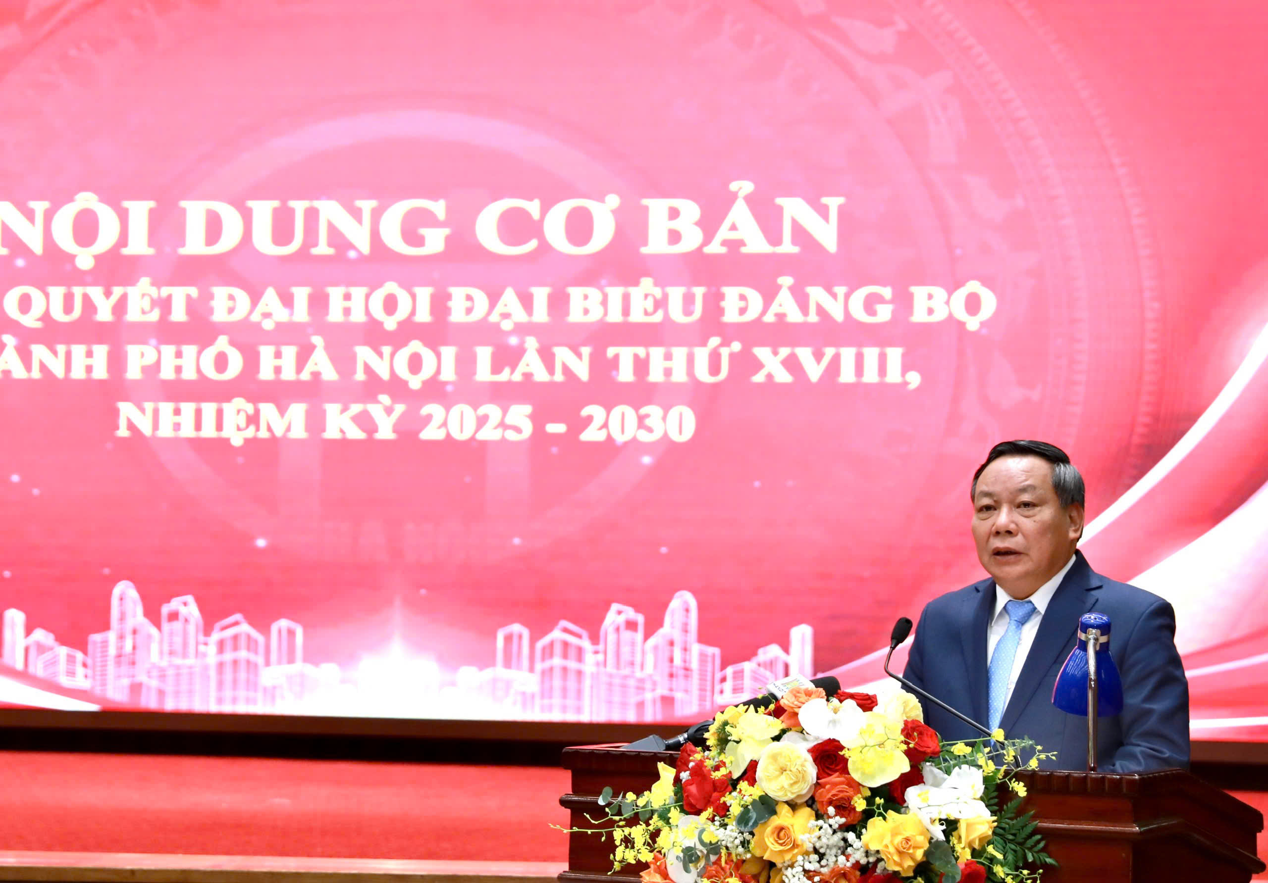  484 điểm cầu, gần 45 nghìn cán bộ, đảng viên học tập, nghiên cứu, triển khai thực hiện Nghị quyết Đại hội Đảng bộ thành phố lần thứ XVIII - ảnh 5