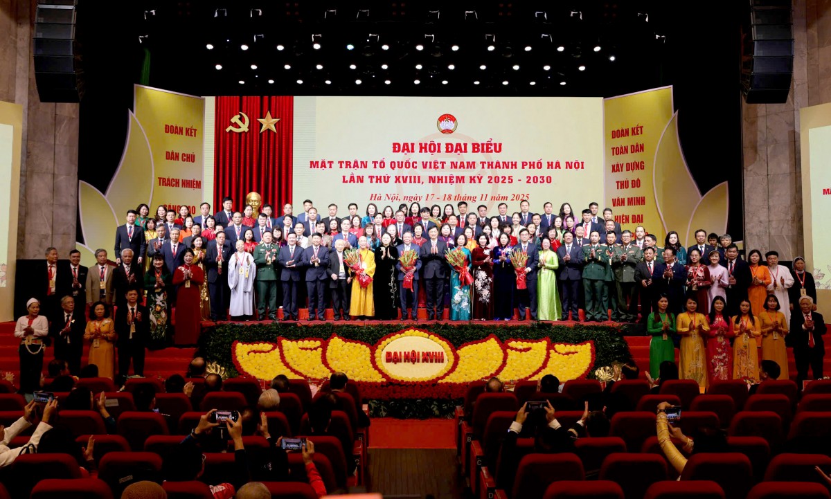 Đồng chí Bùi Huyền Mai tái đắc cử Chủ tịch MTTQ Việt Nam thành phố Hà Nội khóa XVIII - ảnh 1