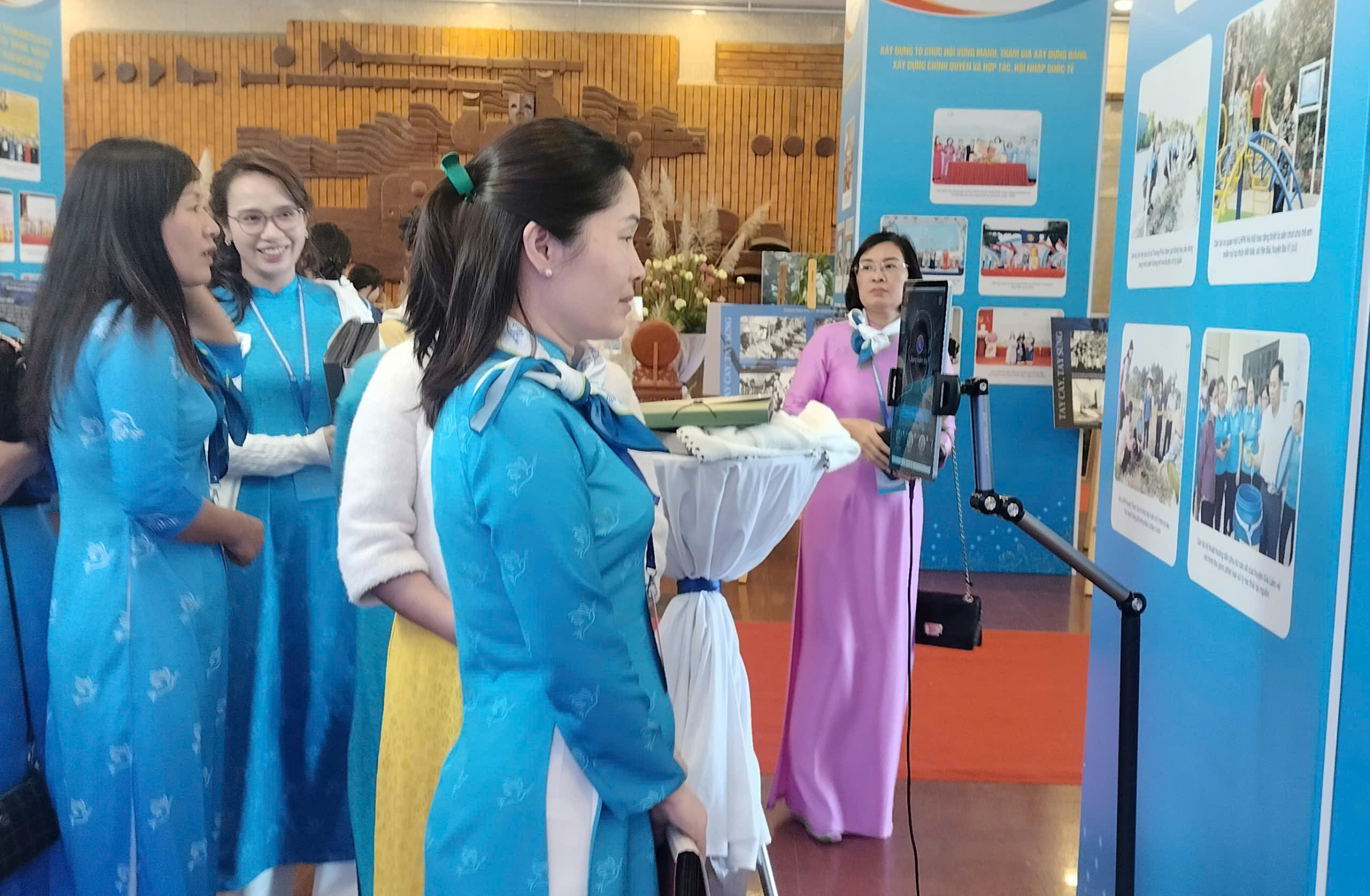 Những điểm ấn tượng bên lề Đại hội đại biểu Phụ nữ Thành phố lần thứ XVII, nhiệm kỳ 2025-2030 - ảnh 4