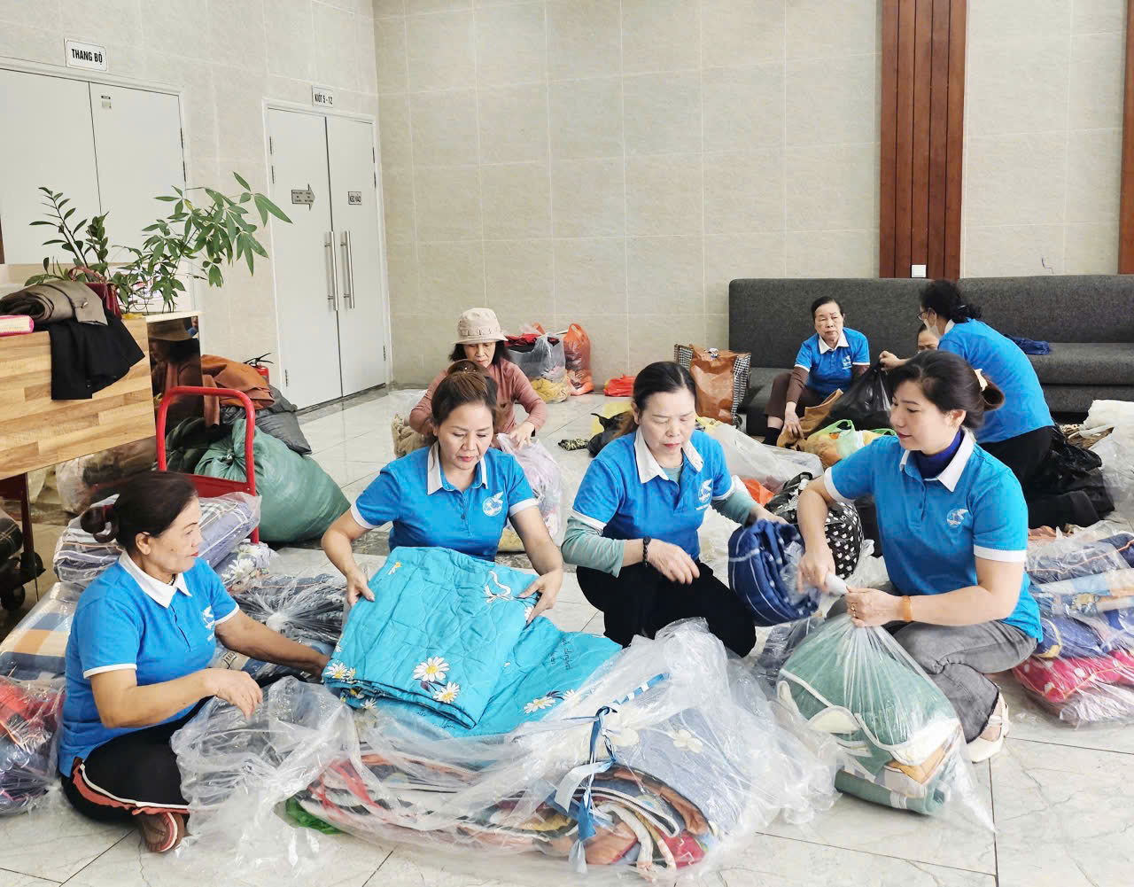 Các xã phường Hà Nội chung tay vì đồng bào chịu ảnh hưởng bởi mưa lũ - ảnh 3