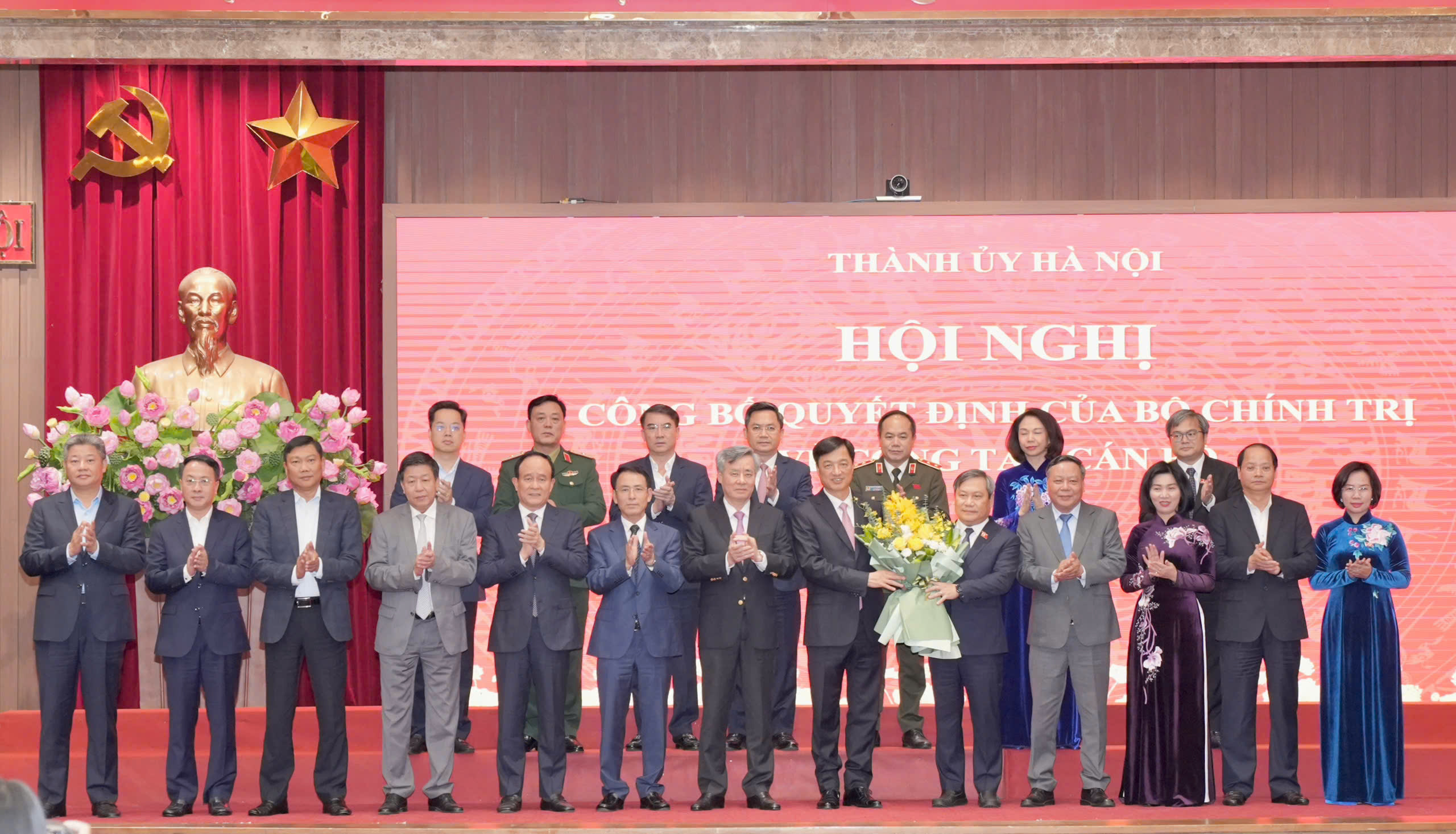 Bí thư Tỉnh uỷ Quảng Ninh được điều động giữ chức Phó Bí thư Thành ủy Hà Nội, nhiệm kỳ 2025-2030 - ảnh 2