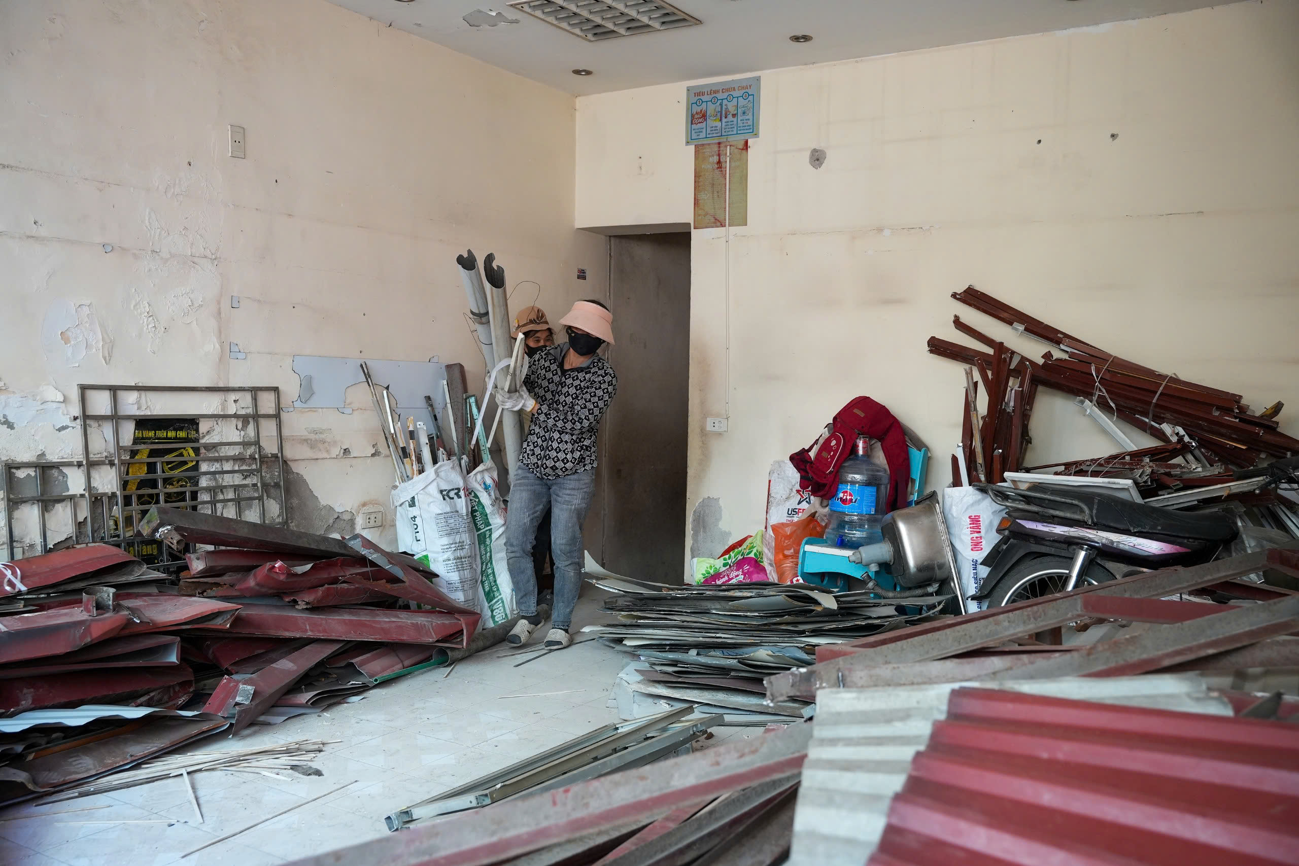 Hà Nội tăng tốc dự án Vành đai 1, người dân khẩn trương di dời, bàn giao mặt bằng - ảnh 1