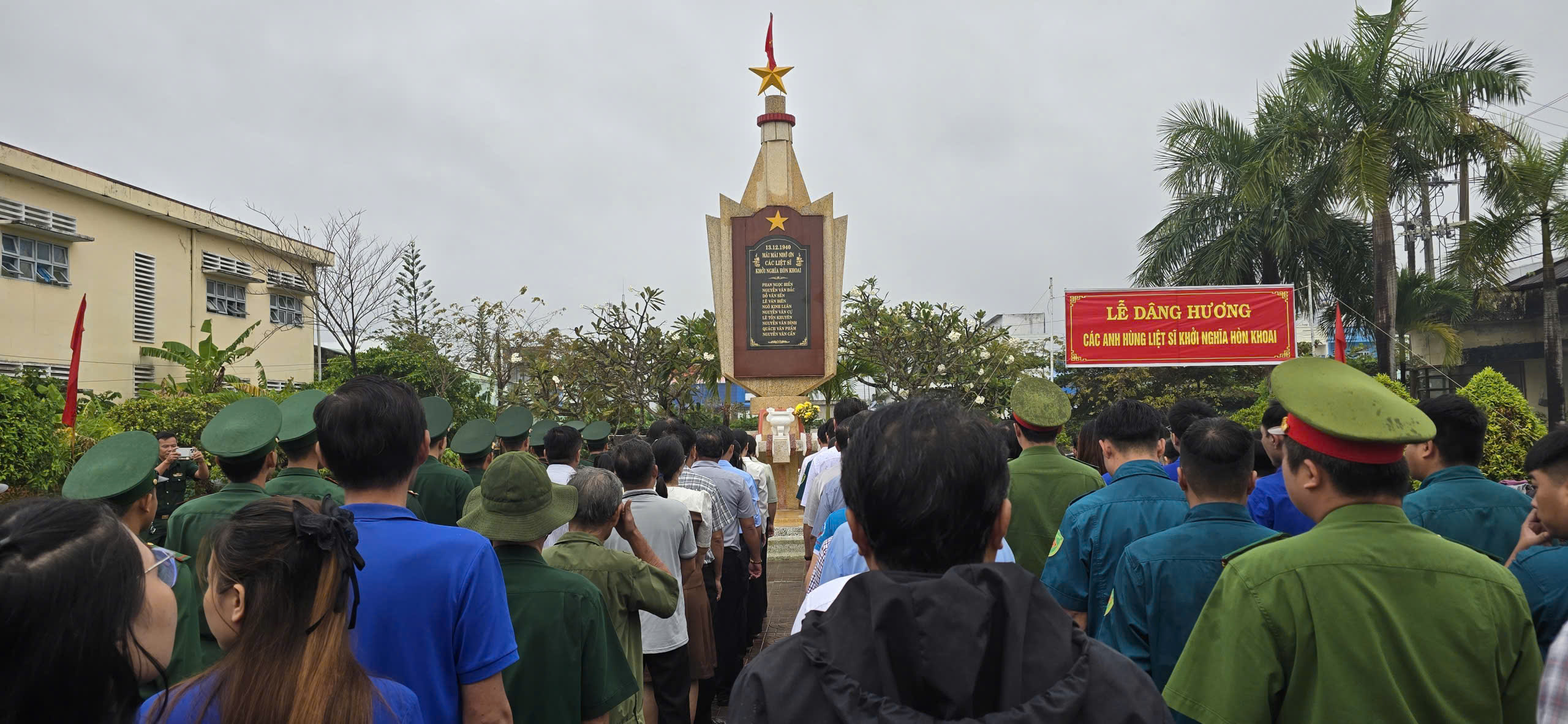 Tuổi trẻ Biên phòng Rạch Gốc tri ân, tiếp lửa truyền thống cách mạng - ảnh 1