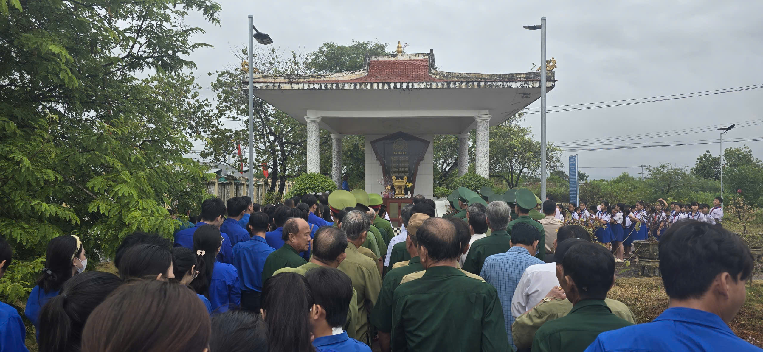 Tuổi trẻ Biên phòng Rạch Gốc tri ân, tiếp lửa truyền thống cách mạng - ảnh 3