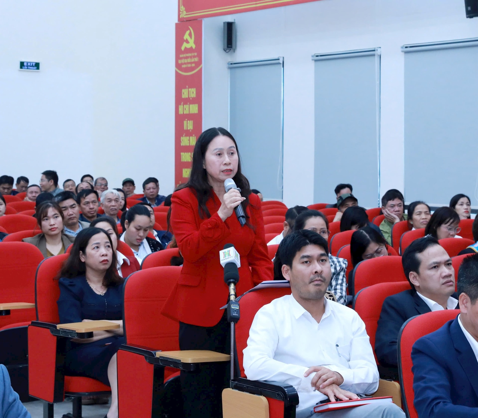 Hà Nội: Giải quyết hiệu quả các kiến nghị chính đáng của cử tri - ảnh 2