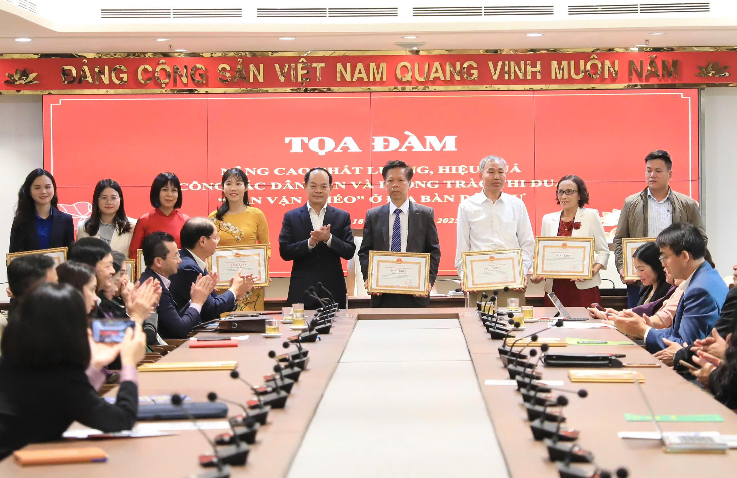 Dân vận khéo chính là sức mạnh mềm mạnh mẽ của Thủ đô - ảnh 7