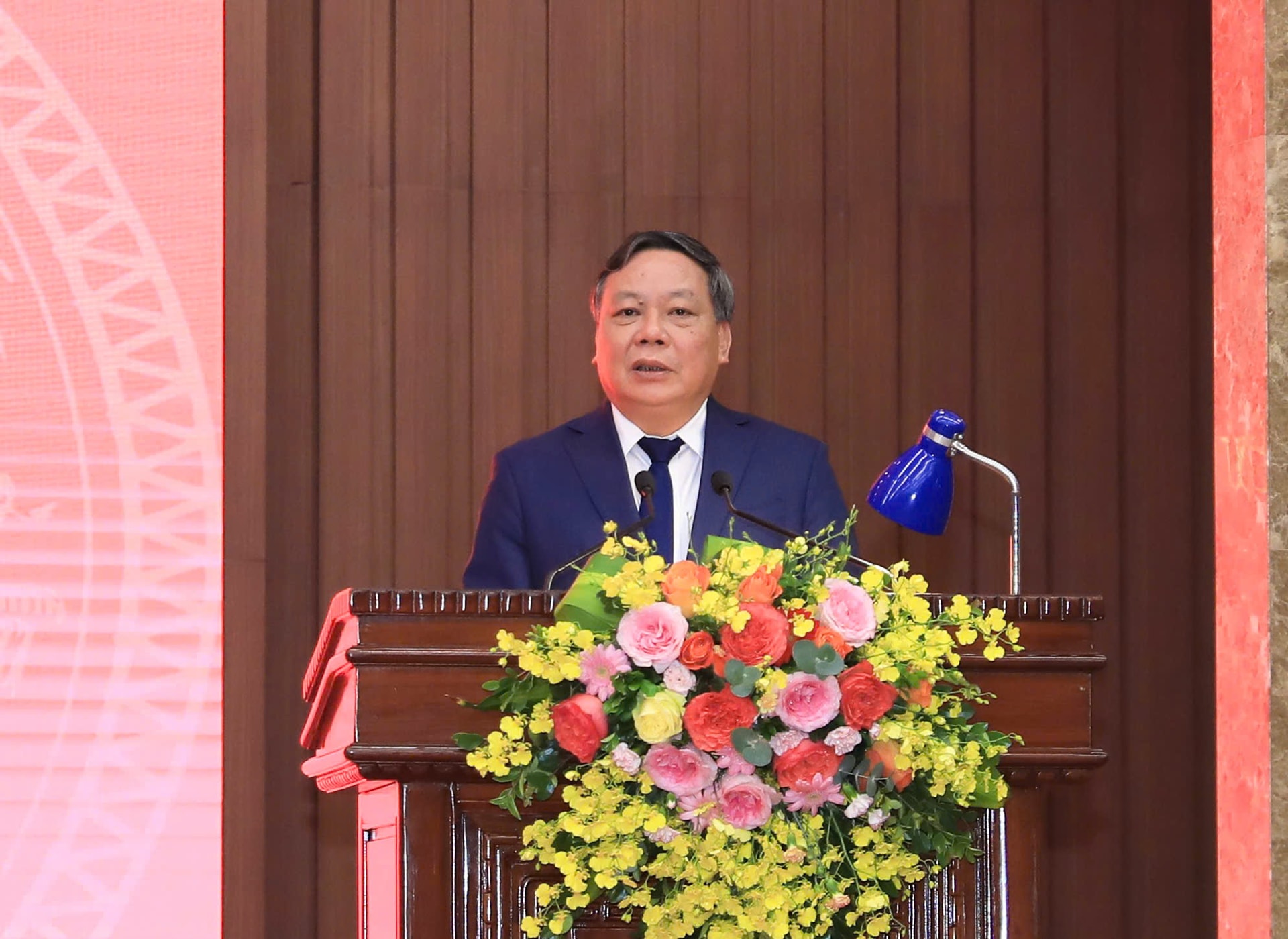 Công bố 9 quyết định của Ban Thường vụ Thành ủy Hà Nội về công tác cán bộ - ảnh 2