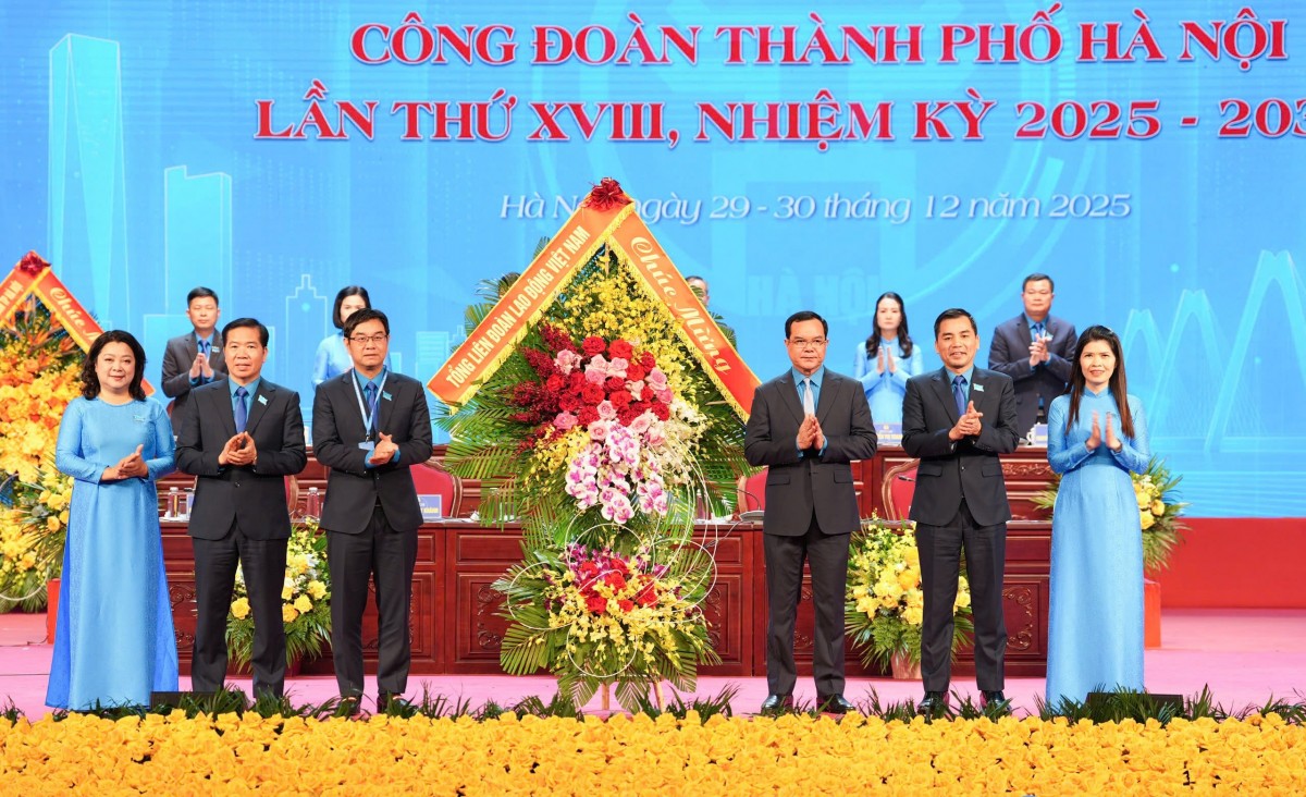 50 ủy viên Ban Chấp hành LĐLĐ Thành phố khóa XVIII, nhiệm kỳ 2025 - 2030 - ảnh 2