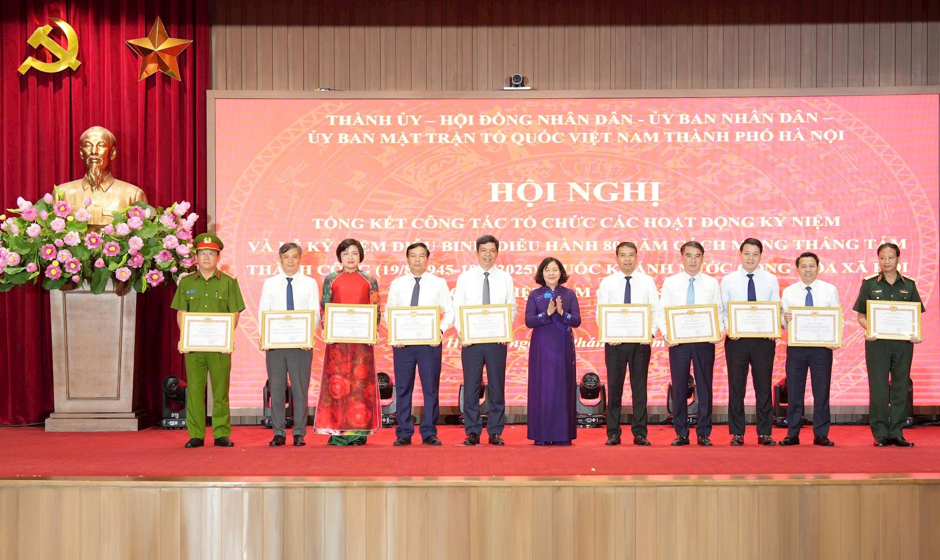 10 dấu ấn nổi bật của Thủ đô Hà Nội năm 2025 - ảnh 3