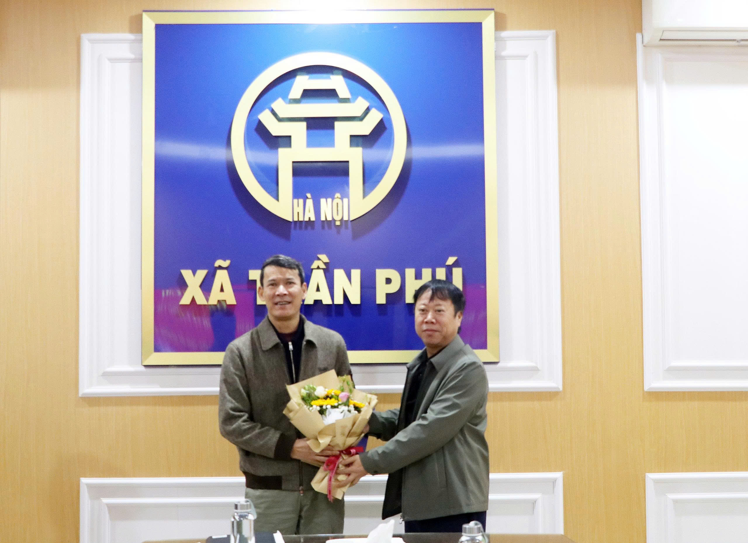 UBND xã Trần Phú tổ chức hội nghị công bố và trao quyết định bổ nhiệm cán bộ lãnh đạo, quản lý - ảnh 1