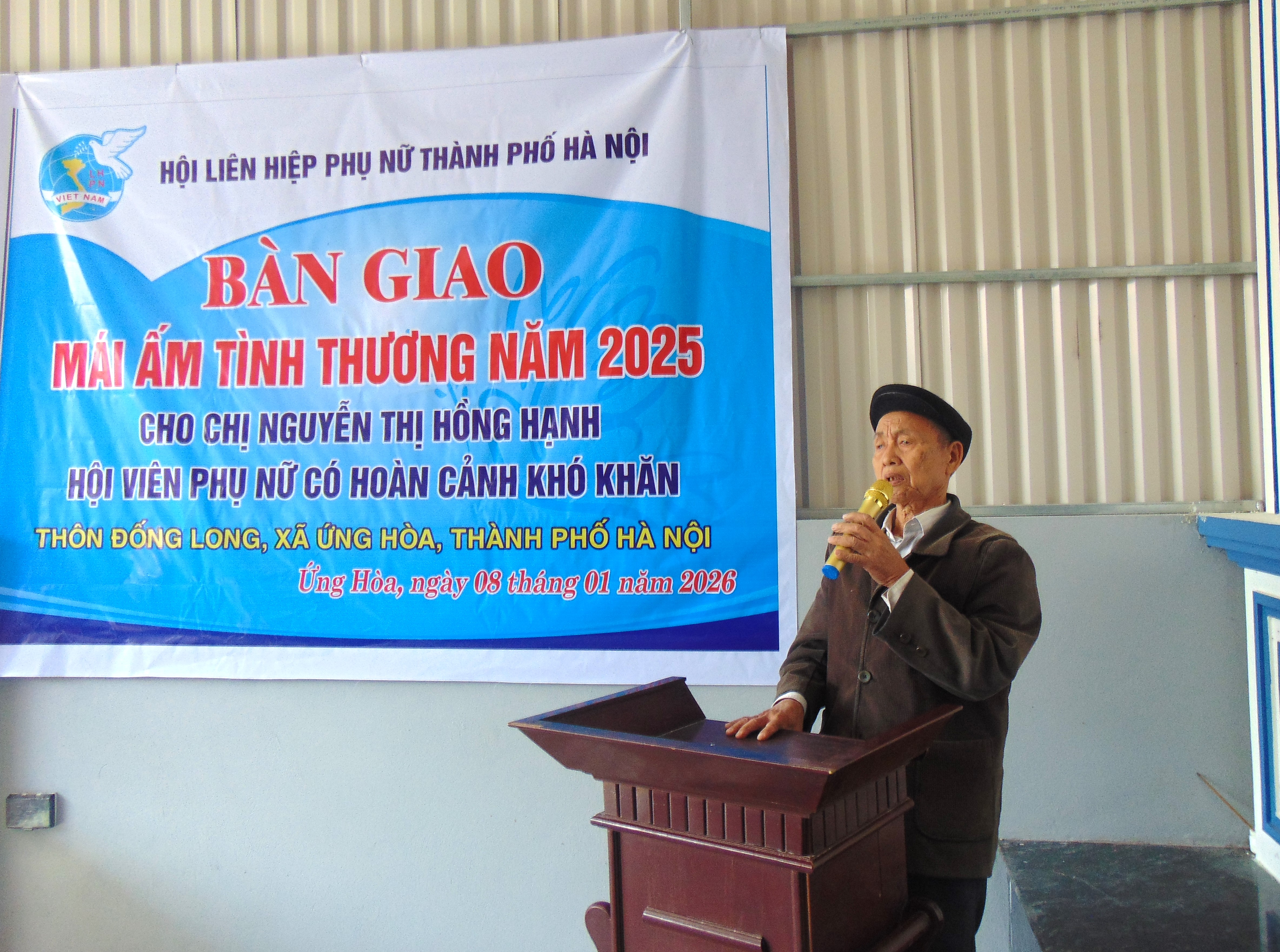 ​  Hội LHPN Hà Nội: Bàn giao Mái ấm tình thương cho hội viên phụ nữ có hoàn cảnh khó khăn - ảnh 9