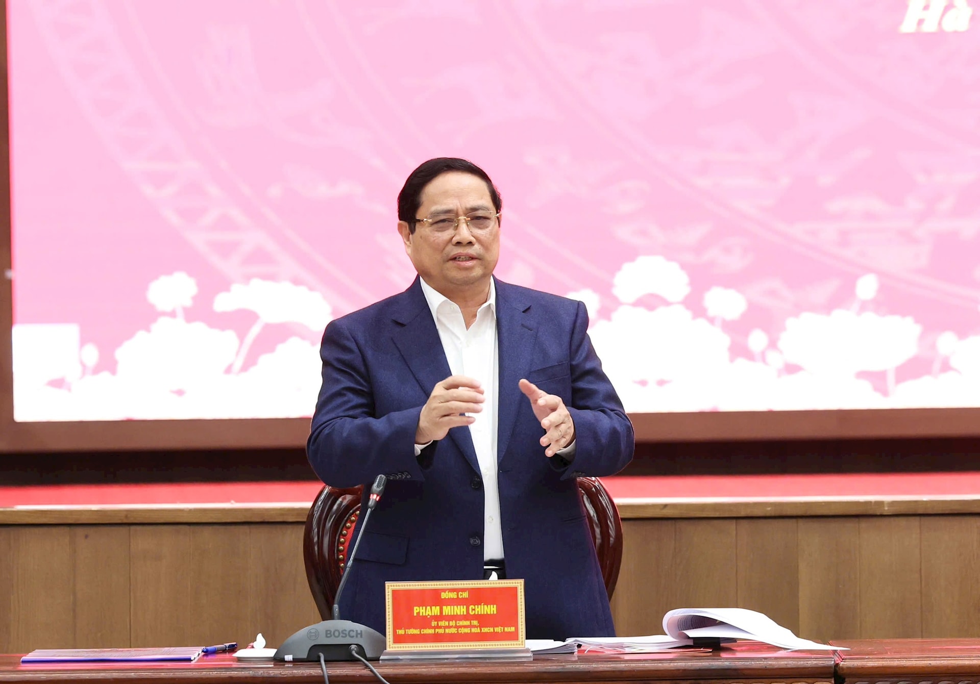 Xây dựng quy hoạch Thủ đô mang tầm chiến lược, lấy con người và chất lượng cuộc sống làm trung tâm  ​ - ảnh 4