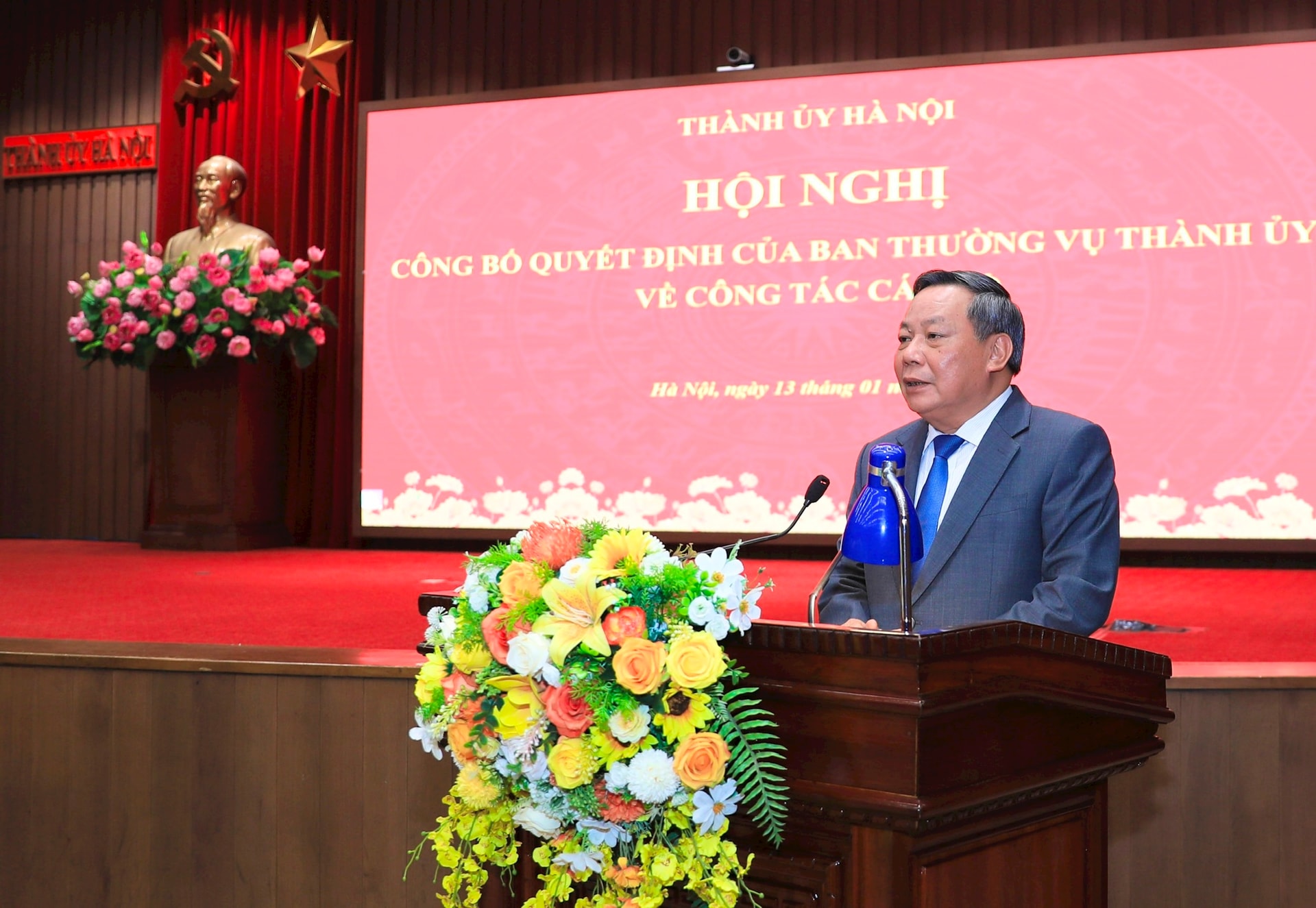 Ban Thường vụ Thành ủy Hà Nội công bố các quyết định về công tác cán bộ - ảnh 1