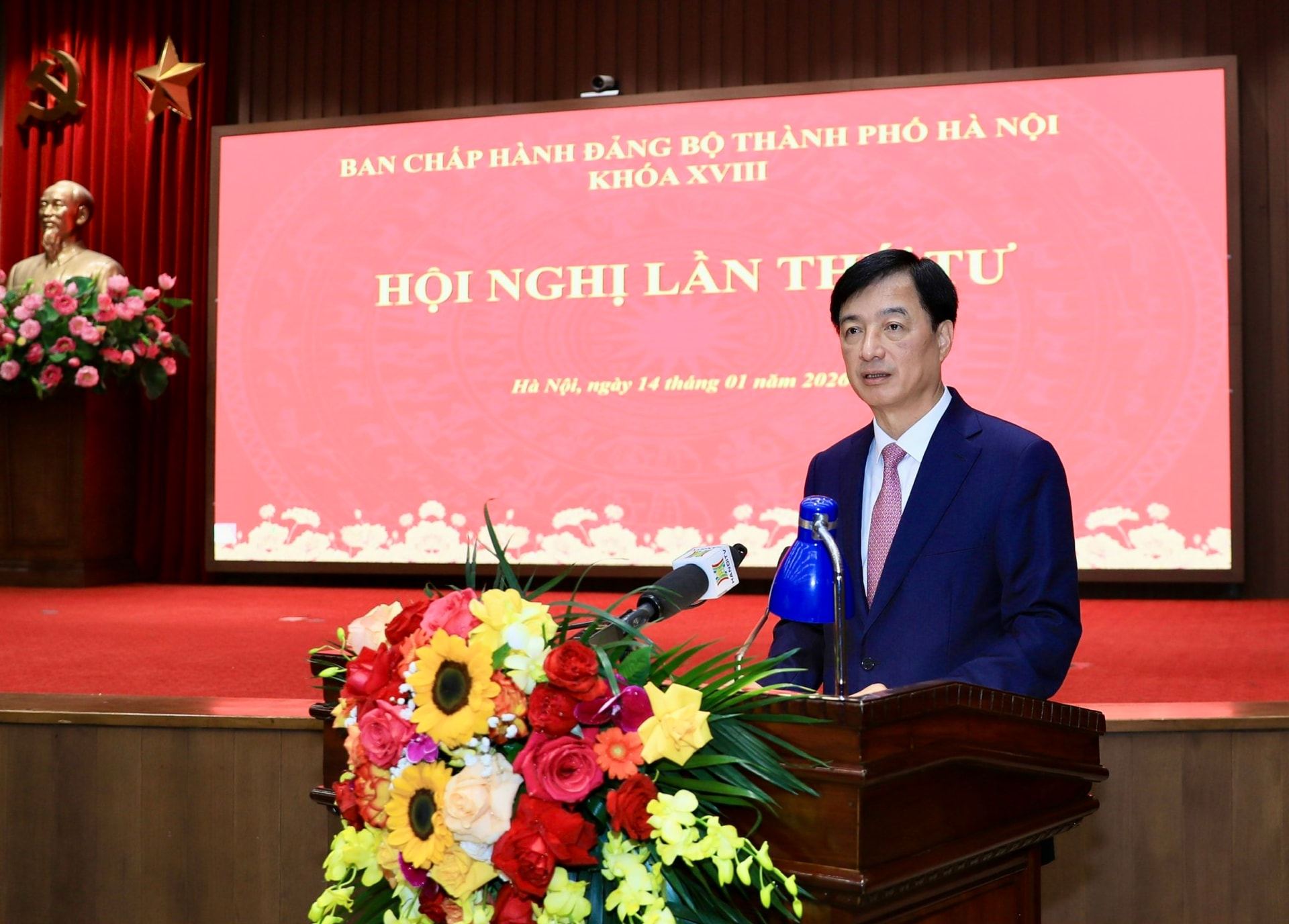 Hội nghị lần thứ Tư Ban Chấp hành Đảng bộ thành phố khóa XVIII có nhiều nội dung quan trọng phát triển Thủ đô - ảnh 1