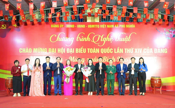 Xã Phú Nghĩa tổ chức Chương trình nghệ thuật chào mừng Đại hội đại biểu toàn quốc lần thứ XIV của Đảng - ảnh 3