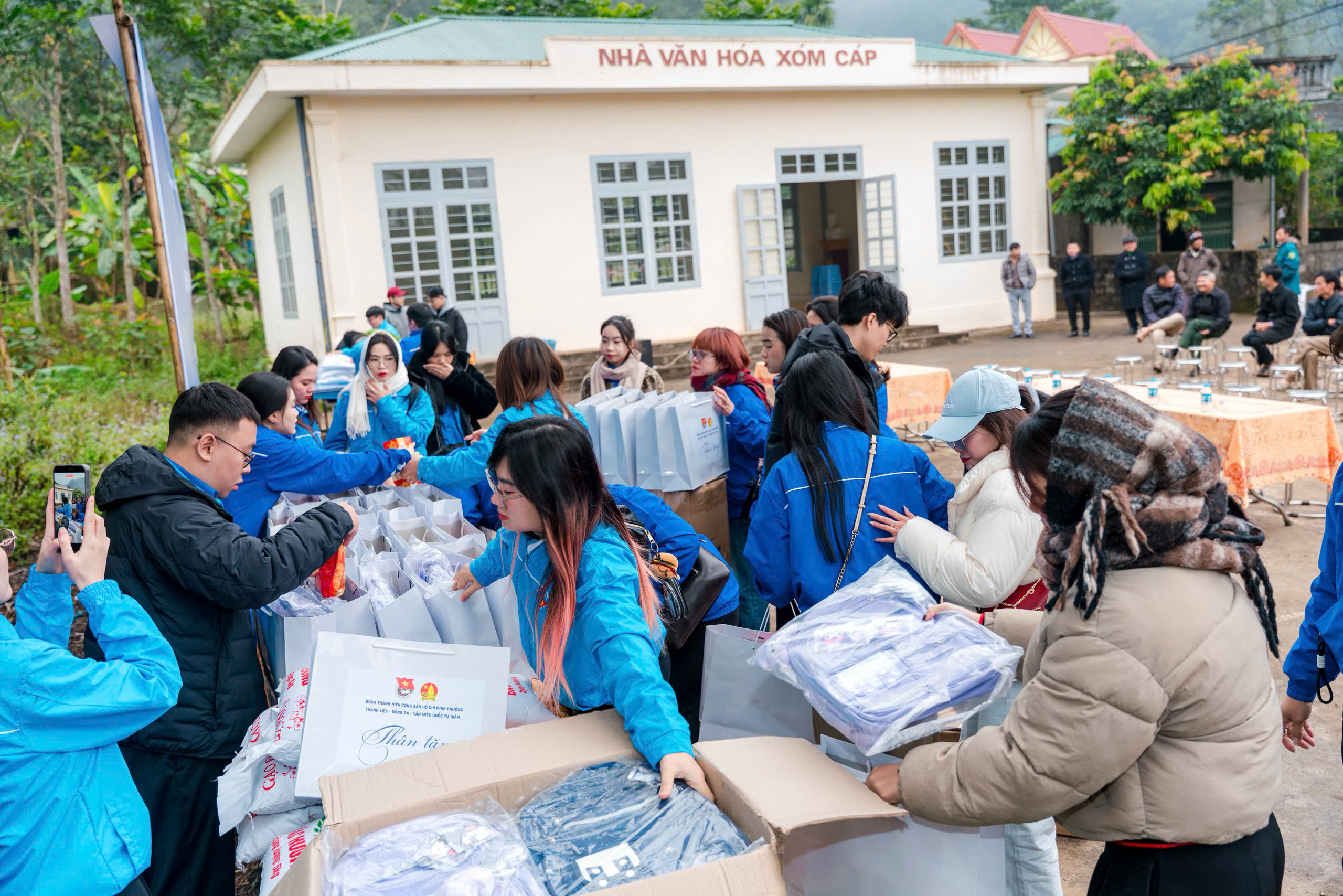 Tuổi trẻ Thủ đô với chương trình tình nguyện “Đông ấm - Xuân tình nguyện - Tết sẻ chia” năm 2026 - ảnh 7